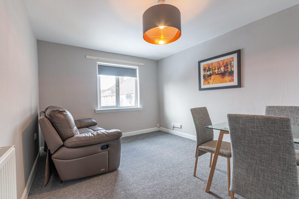 2350L Alan Breck Gardens, Edinburgh, EH4 7HU 4 bed property £1,996