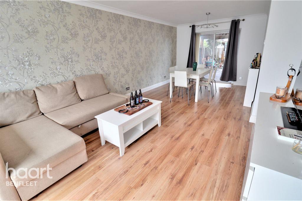 Furtherwick Road, Canvey Island 3 bed semidetached house for sale £