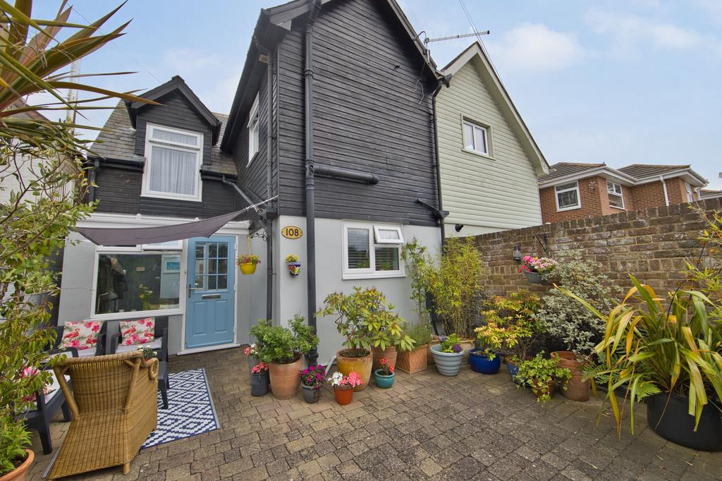 Sandown Road, Deal, CT14 2 bed semidetached house £460,000