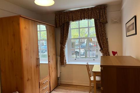 1 bedroom in a flat share to rent, Scott Ellis Gardens, St. Johns Wood, London, NW8
