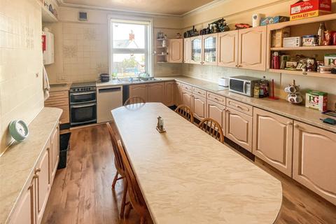 6 Bryn Mair, Tywyn, LL36 9AG
