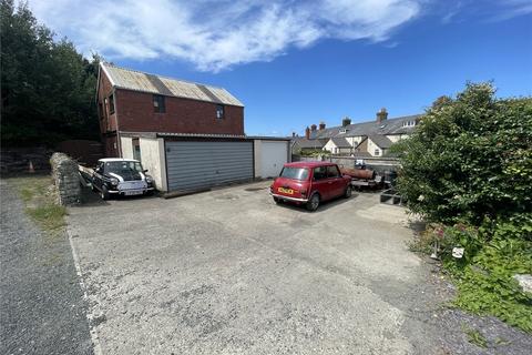 6 Bryn Mair, Tywyn, LL36 9AG