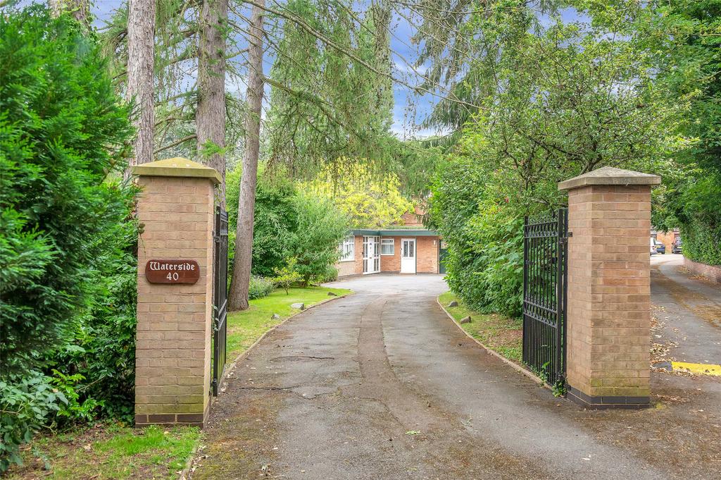 Mill Lane, Barrow upon Soar, Loughborough 4 bed bungalow for sale £