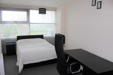 2 bedroom flat to rent, West Wear Street, City Centre, Sunderland, SR1