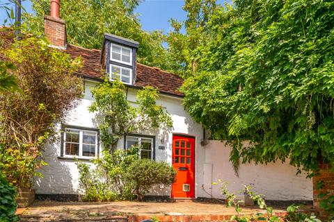 Clock View Cottage Castle Walk, Reigate, RH2 9PX