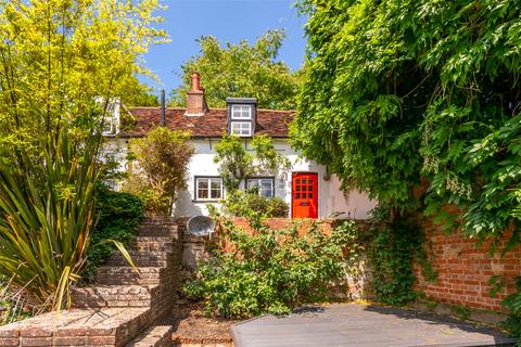 Clock View Cottage Castle Walk, Reigate, RH2 9PX