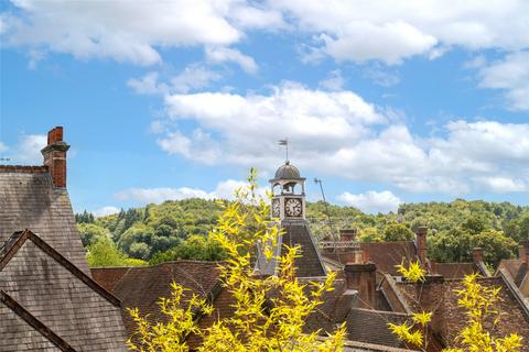Clock View Cottage Castle Walk, Reigate, RH2 9PX
