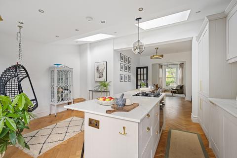 20 Glenfarg Road, London, SE6 1XH