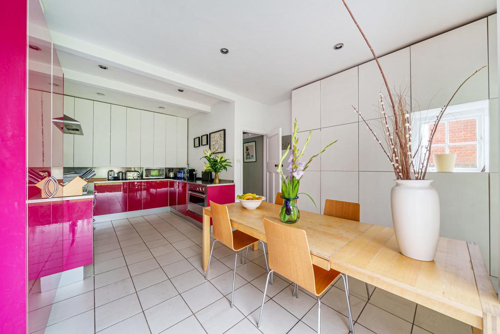 Twickenham Road, Teddington, TW11 6 bed semidetached house for sale