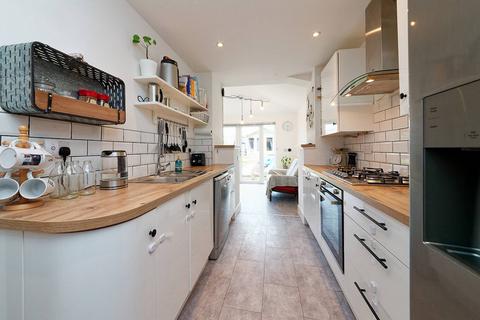 38 Clarion Road, Glasgow, G13 3LD