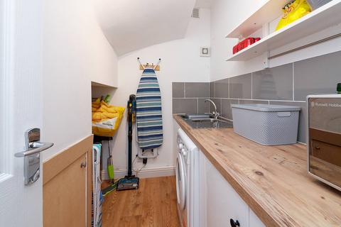 38 Clarion Road, Glasgow, G13 3LD