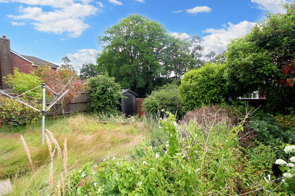 Wilmington Close, Hassocks, BN6 3 bed detached house for sale £500,000