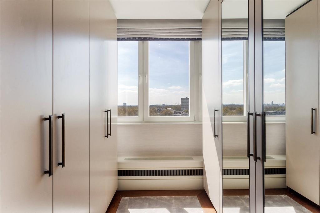Dressing Room