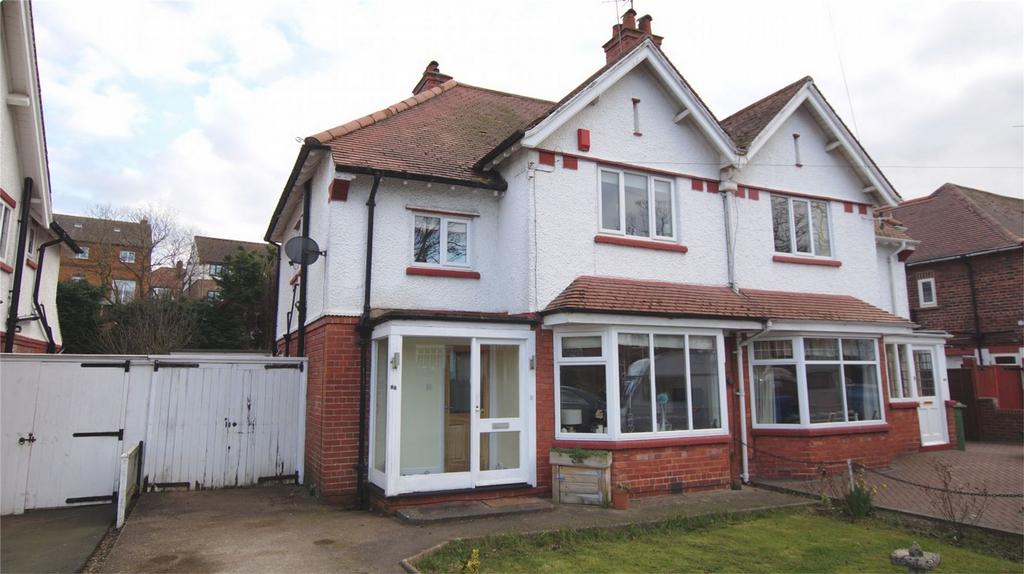 Stepney Road, Scarborough 3 bed semidetached house £209,950