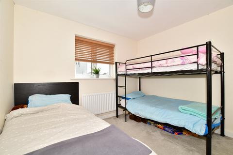 33 Bricklayer Lane, Faygate, Horsham, RH12 0AA