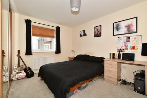 33 Bricklayer Lane, Faygate, Horsham, RH12 0AA