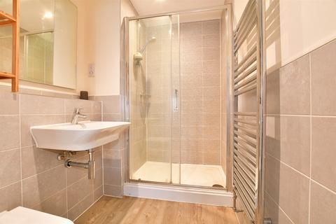 33 Bricklayer Lane, Faygate, Horsham, RH12 0AA