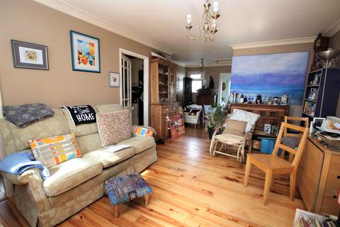 2 bedroom bungalow for sale, Wolseley Avenue, Jaywick, Clacton-on-Sea