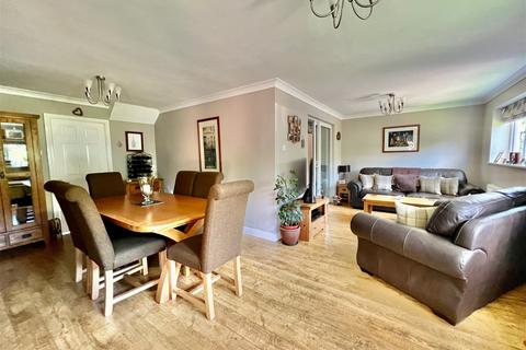 3 Aire Mount, Wetherby, LS22 7FW