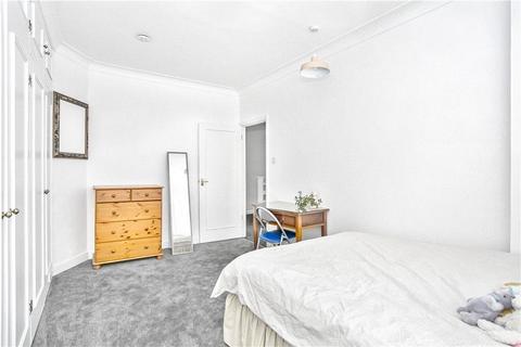 31 Bridge Way, Twickenham, TW2 7JL