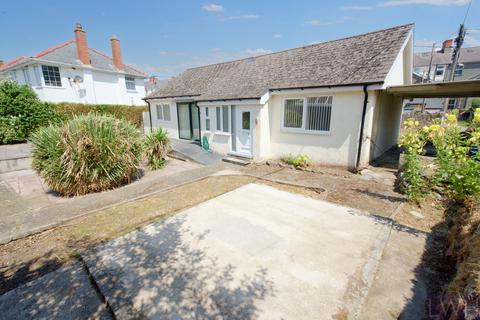 2 bedroom bungalow for sale, Queensway, Manor Avenue, Pwllheli