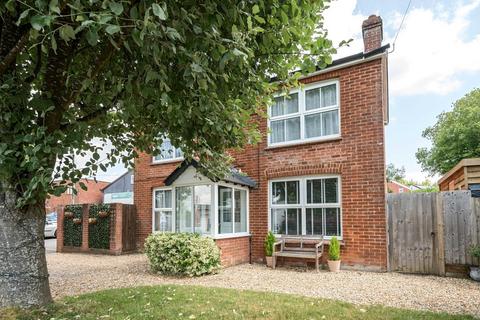 3 bedroom detached house for sale, New Farm Road, Alresford, Hampshire, SO24