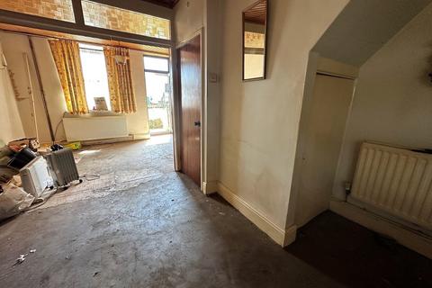 5 Heol Twrch, Lower Cwmtwrch, Swansea, SA9 2TD