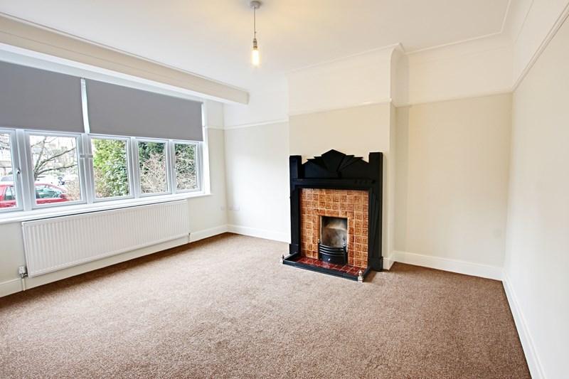 Chase Side Avenue, Enfield, Middlesex, EN2 3 bed terraced house £