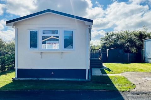 2 bedroom park home for sale, Two Bed Homeseeker Langdale Plus 40x12 The Compasses Park, Cranleigh GU6
