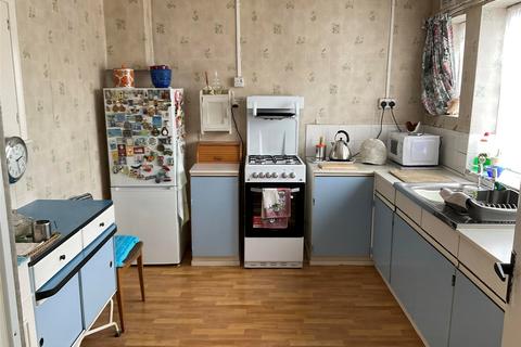70 Ingrebourne Road, Rainham, RM13 9AL