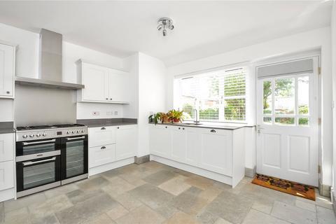 3 bedroom detached house to rent, Colebrook Street, Winchester, Hampshire, SO23