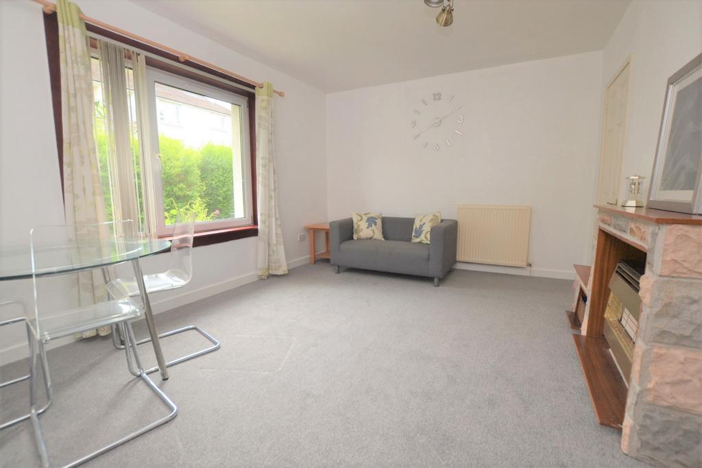 Rankin Drive, Edinburgh, EH9 2 bed flat £1,100 pcm (£254 pw)