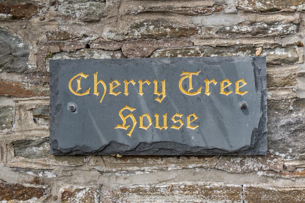 A page   Cherry Tree House - Web-1.jpg