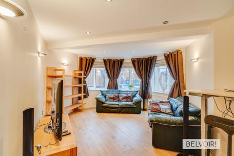 2 bedroom flat to rent, Carpathian Court, Chamberlain Court, Jewellery Quarter, Birmingham, B18