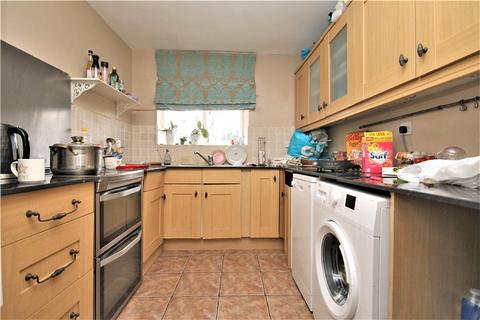 2 bedroom apartment for sale, Waters Drive, Staines-upon-Thames, Surrey, TW18