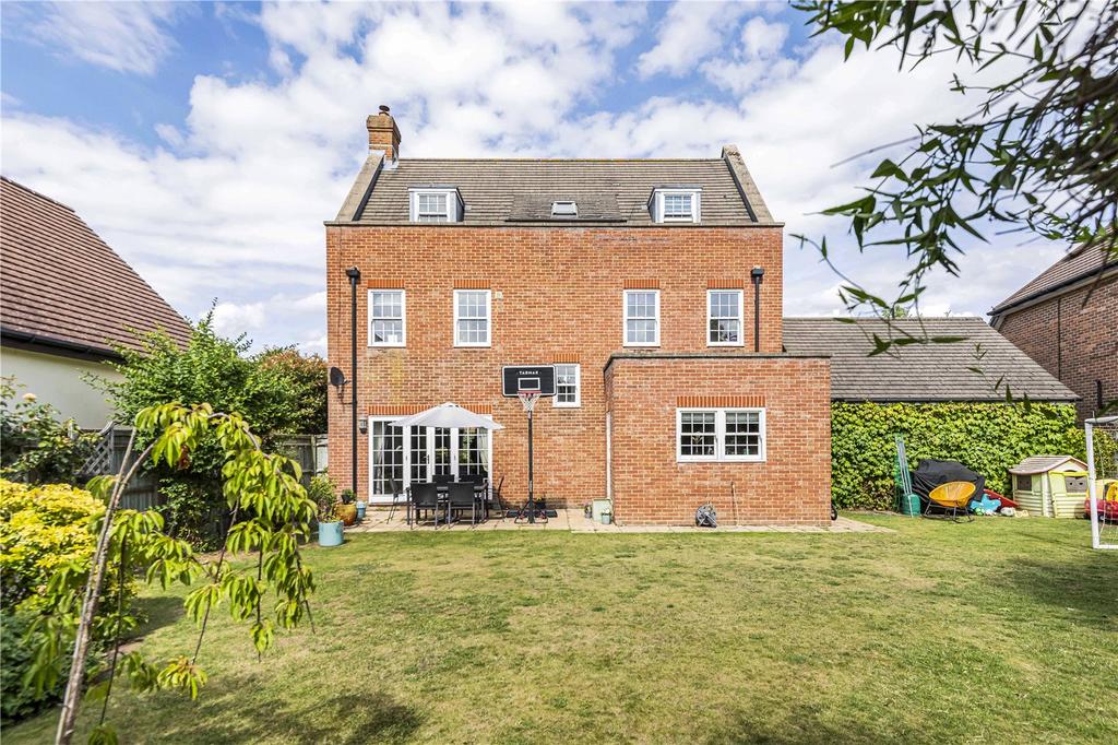 Pickenfield, Thame, Oxfordshire, OX9 5 bed detached house £925,000