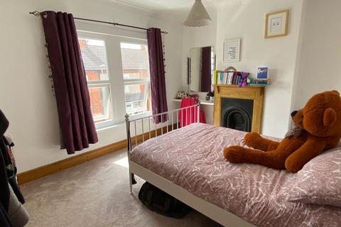 3 Leslie Road, Northampton, NN2 6BD