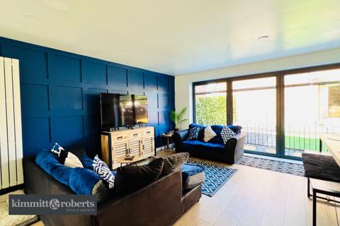 63 Douglas Way, Murton, Seaham, SR7 9HX