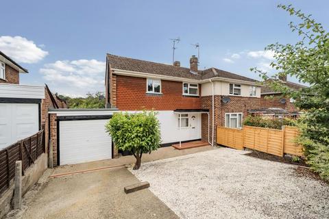 3 bedroom semi-detached house to rent, Dell Road,  Reading,  RG31