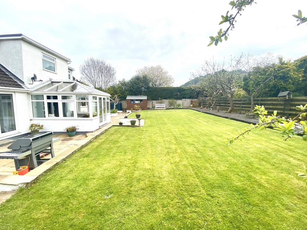 Claughbane Drive, Ramsey, Isle of Man, IM8 4 bed detached house for