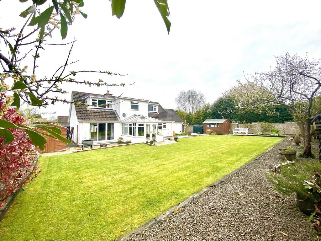 Claughbane Drive, Ramsey, Isle of Man, IM8 4 bed detached house for