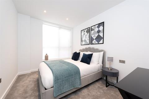 1 bedroom flat for sale - 207-215 London Road, Camberley, Surrey, GU15