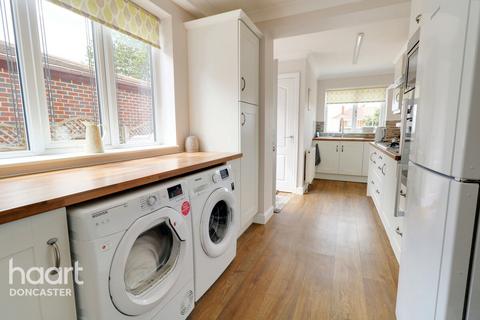 195 Thorne Road, Doncaster, DN2 5AT