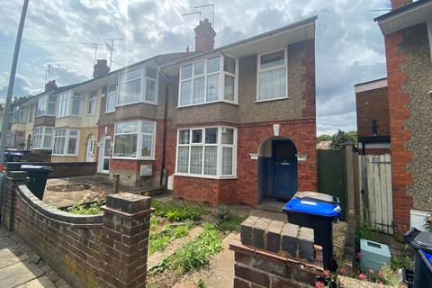 45 Murray Avenue, Northampton, NN2 7BS
