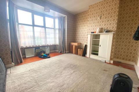 45 Murray Avenue, Northampton, NN2 7BS