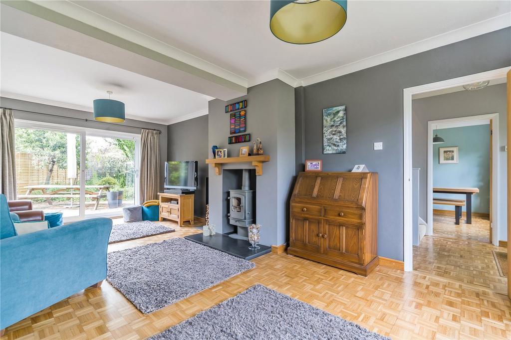 Stafford Road, Petersfield... 4 bed detached house for sale £700,000