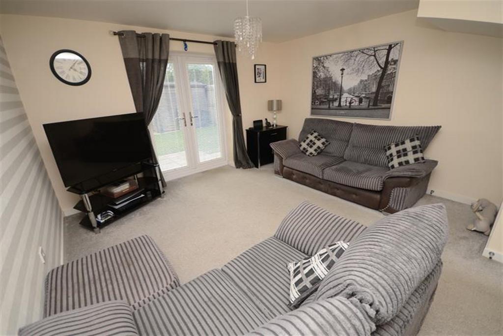 O'Leary Close, South Shields 2 bed end of terrace house £160,000