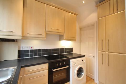 2 bedroom terraced house to rent, Woodville Place, Horsforth, Leeds, West Yorkshire, UK, LS18