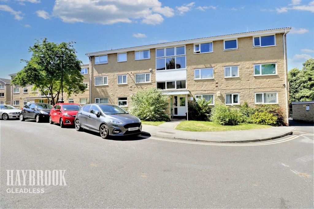 Park Grange Croft, Sheffield 2 bed apartment for sale £120,000