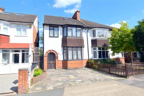 52 Howard Road, New Malden, KT3 4EA